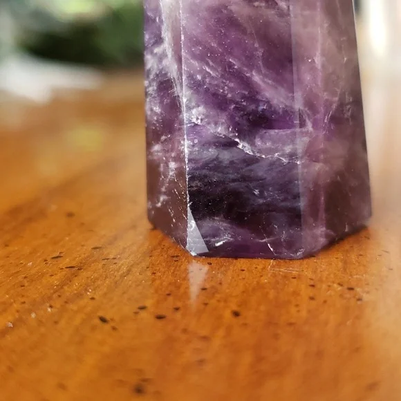 Little amethyst tower pyramid - Picture 7 of 9